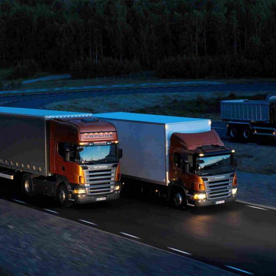 http://lineageshipping.com/wp/wp-content/uploads/2015/09/Three-orange-Scania-trucks-540x540.jpg